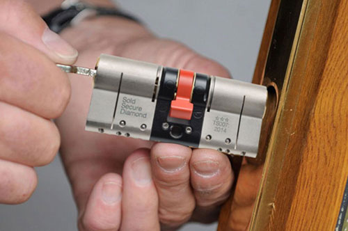 Locksmiths Corby Commercial Locksmith Services